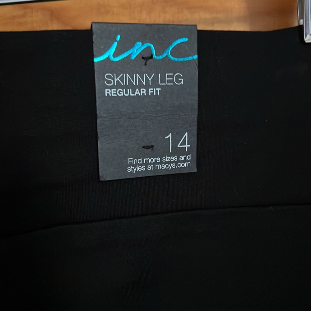 NWT INC Skinny Leg Regular Fit Leggings - Picture 6 of 6